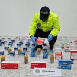 Más de 25 mil medicamentos vencidos y falsificados incautados en operativo policial en Barranquilla