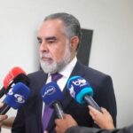 Ministro Benedetti dice estar en Shock, le bloquearon tarjeta de crédito