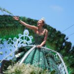 En la Batalla de Flores la reina del Carnaval lideró ‘un río de emociones’