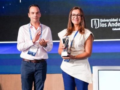 Premio al Banco Agrario por su tarjeta de crédito Mujer Agro