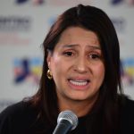 Paola Holguín mintió y ahora admitió que no tiene la maestría que figura en su hoja de vida