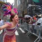 Reina del Carnaval de los Niños 2027, Isabella Daes García, deslumbró en el Desfile de la Hispanidad en Nueva York