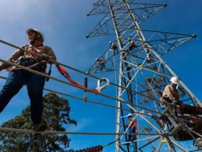 El Caribe colombiano enfrenta crecientes racionamientos de energía por sobrecarga de la red