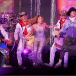 Muestra del Carnaval de Barranquilla subió al escenario en el concierto de cierre de Shakira en Madrid
