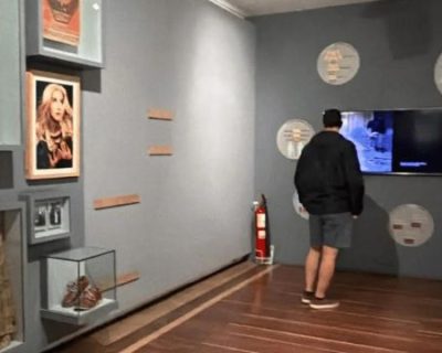 Juez ordena al Museo Nacional conservar las obras de arte retiradas y frenar nuevas intervenciones